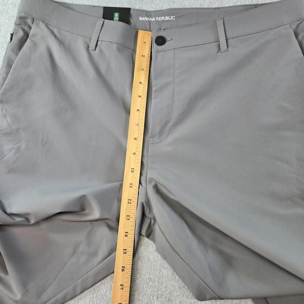 Banana Republic Pants Mens 38x30 Gray Chino Slim Microfiber Flat‎ Front Pockets